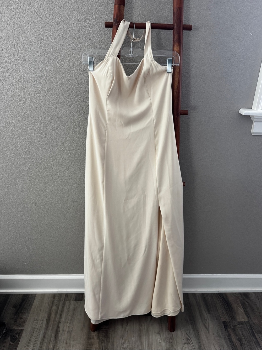 Frame and Partners Cream Beige Formal Halter Gown Size 8 Maxi